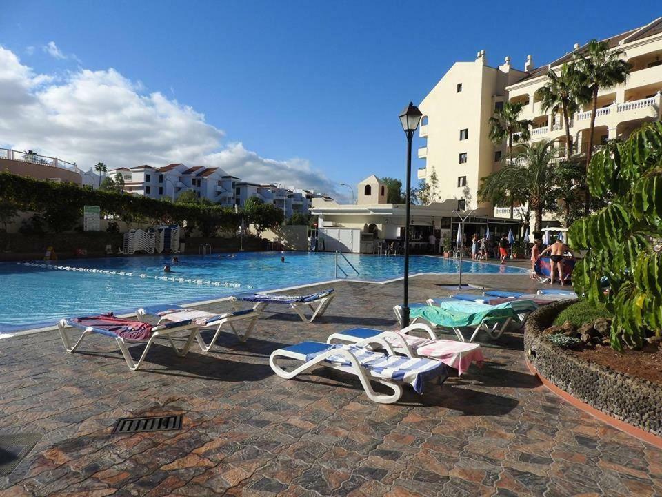 Aparthotel Castle Harbour Los Cristianos  Exterior foto